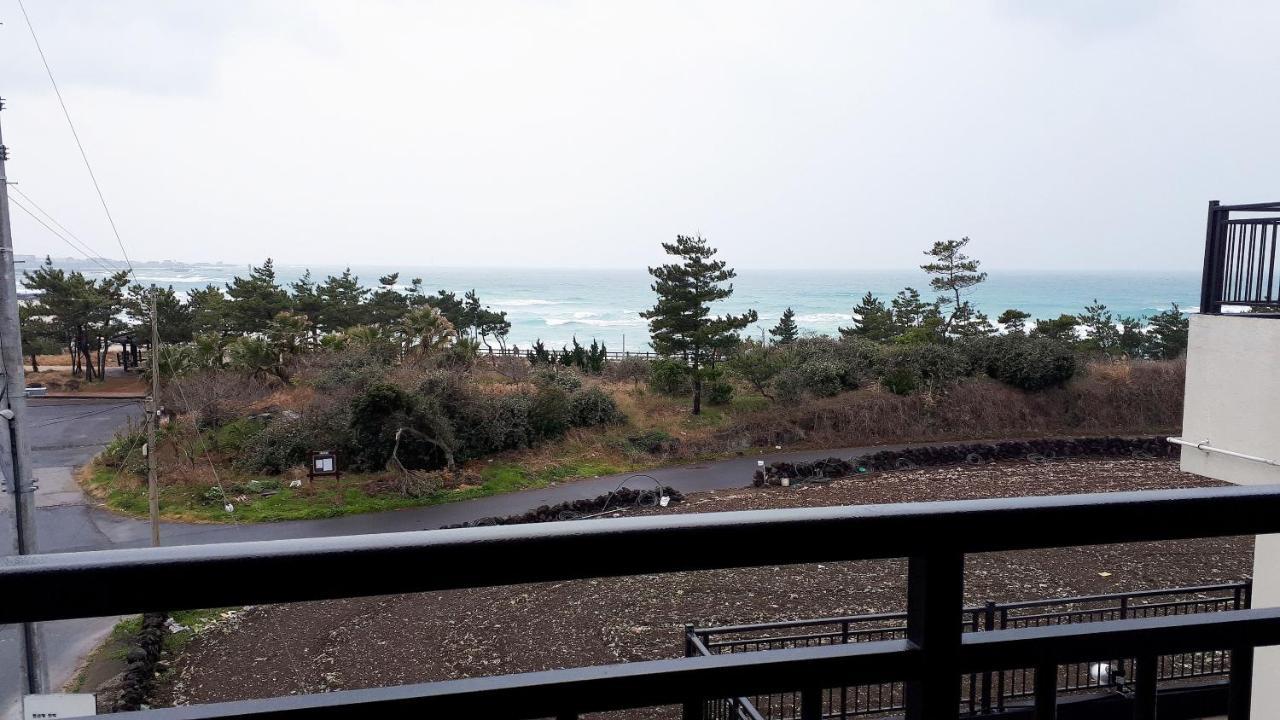 6Pm Pension Jeju Luaran gambar