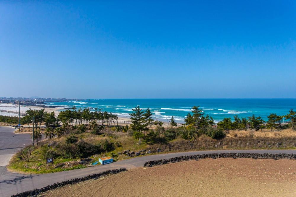 6Pm Pension Jeju Luaran gambar
